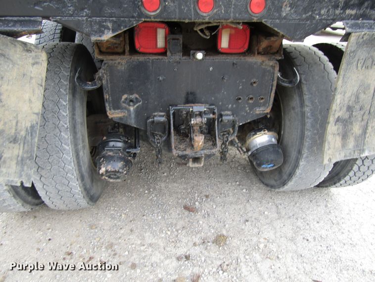 image for item GQ9190 1994 Ford LT9000  dump truck
