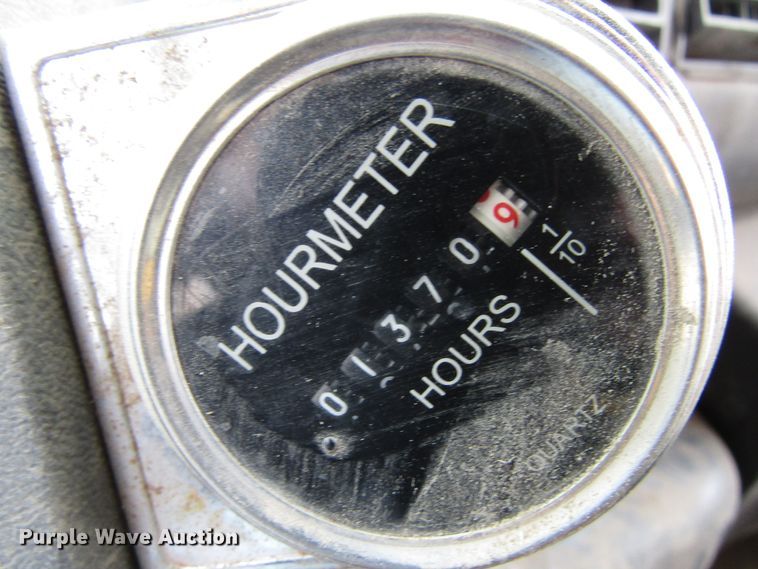 image for item GQ9190 1994 Ford LT9000  dump truck