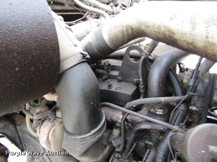 image for item GQ9190 1994 Ford LT9000  dump truck