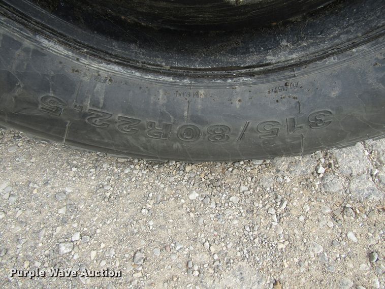 image for item GQ9190 1994 Ford LT9000  dump truck