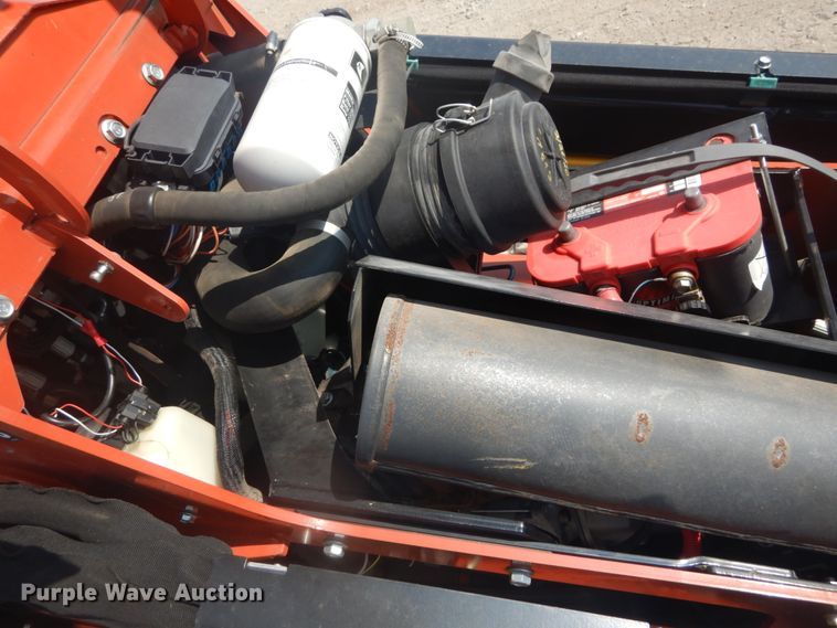 image for item GR9948 2017 Ditch Witch SK800  compact utility loader