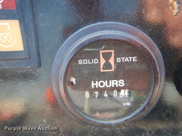 image for item GR9948 2017 Ditch Witch SK800  compact utility loader