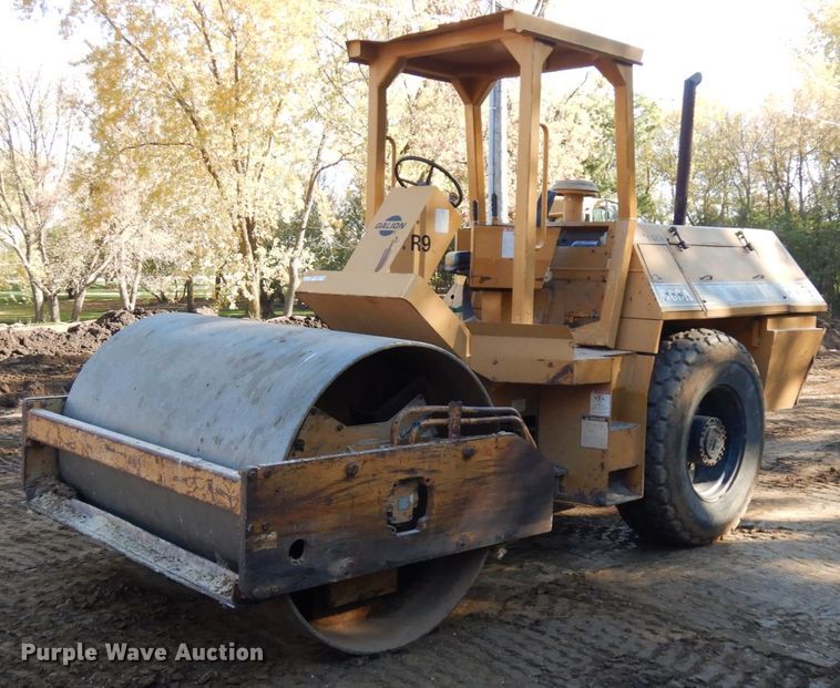 image for item HD9051 Galion  D66A single drum roller