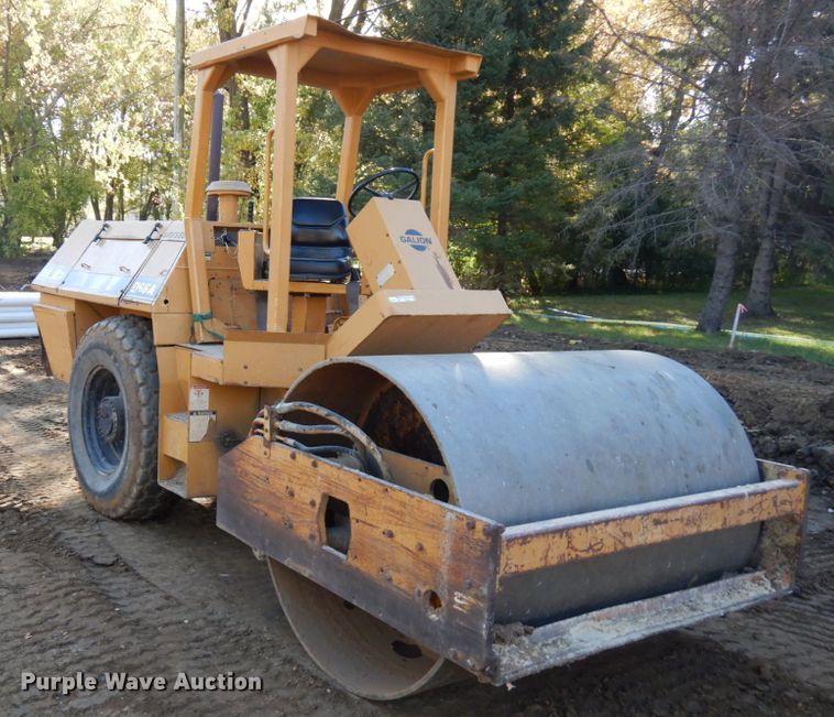 image for item HD9051 Galion  D66A single drum roller