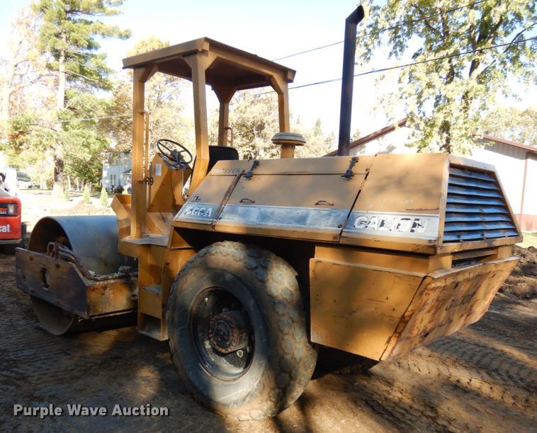 image for item HD9051 Galion  D66A single drum roller