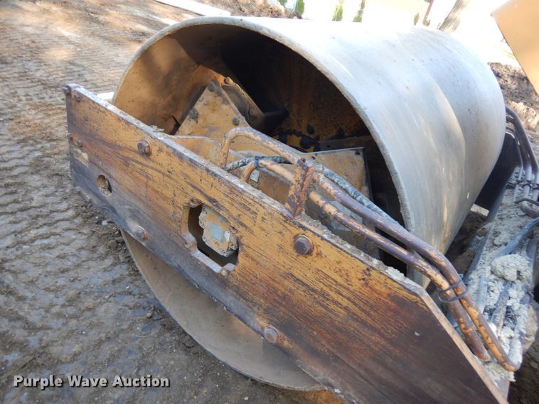 image for item HD9051 Galion  D66A single drum roller