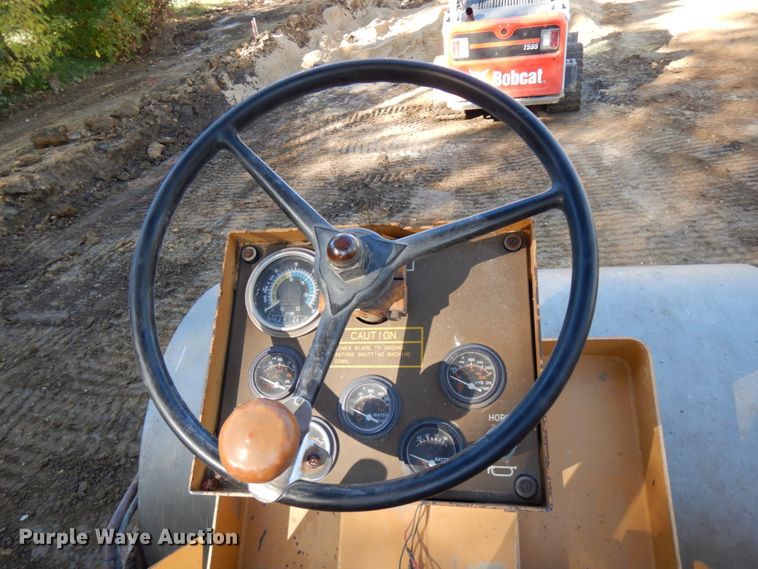 image for item HD9051 Galion  D66A single drum roller