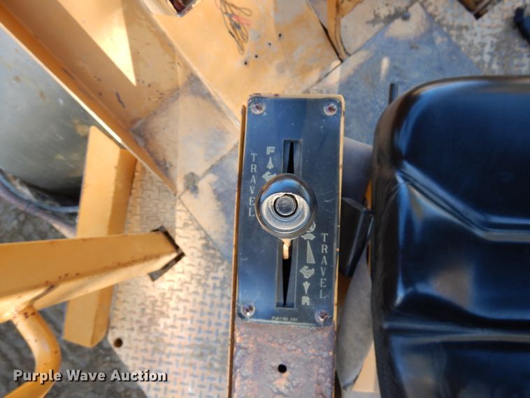 image for item HD9051 Galion  D66A single drum roller