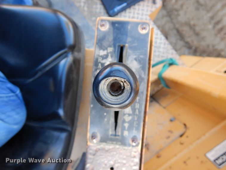 image for item HD9051 Galion  D66A single drum roller