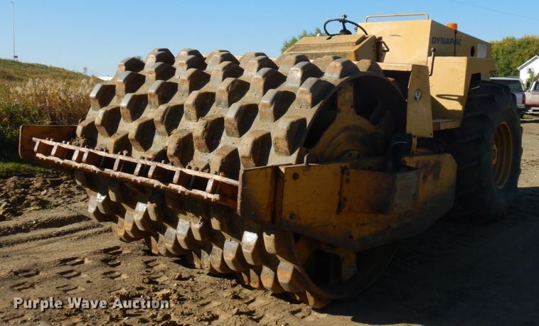 image for item HD9052 Case Dynapac  single drum roller