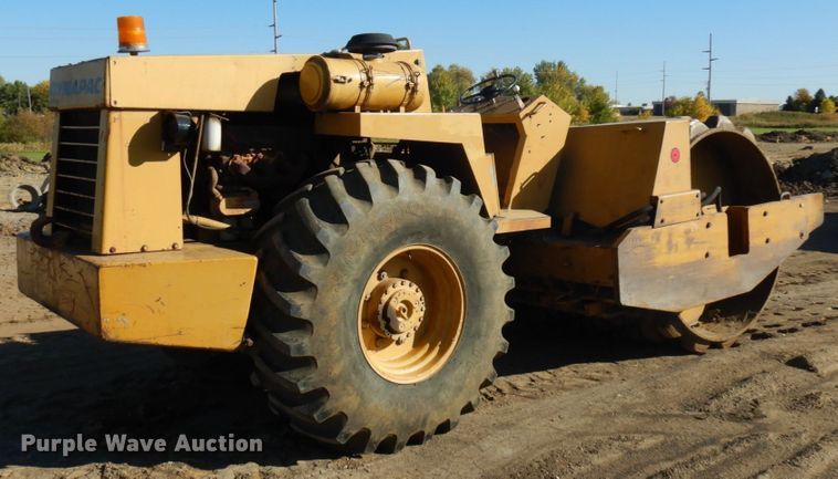 image for item HD9052 Case Dynapac  single drum roller