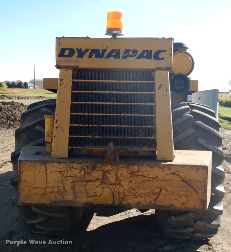 image for item HD9052 Case Dynapac  single drum roller
