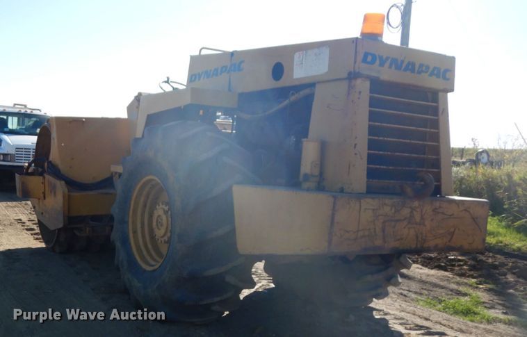 image for item HD9052 Case Dynapac  single drum roller