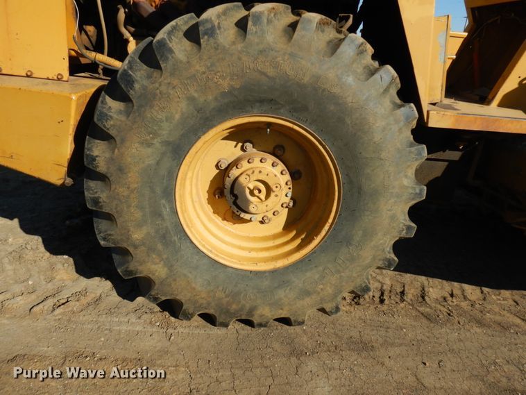 image for item HD9052 Case Dynapac  single drum roller