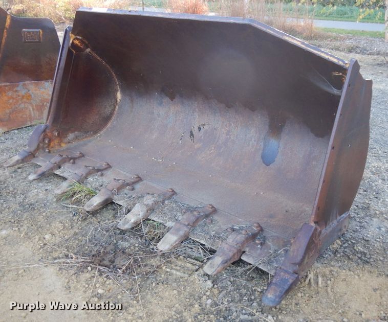 image for item HD9055 97"W loader bucket