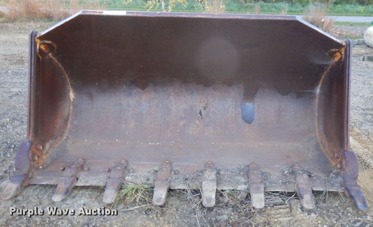 image for item HD9055 97"W loader bucket