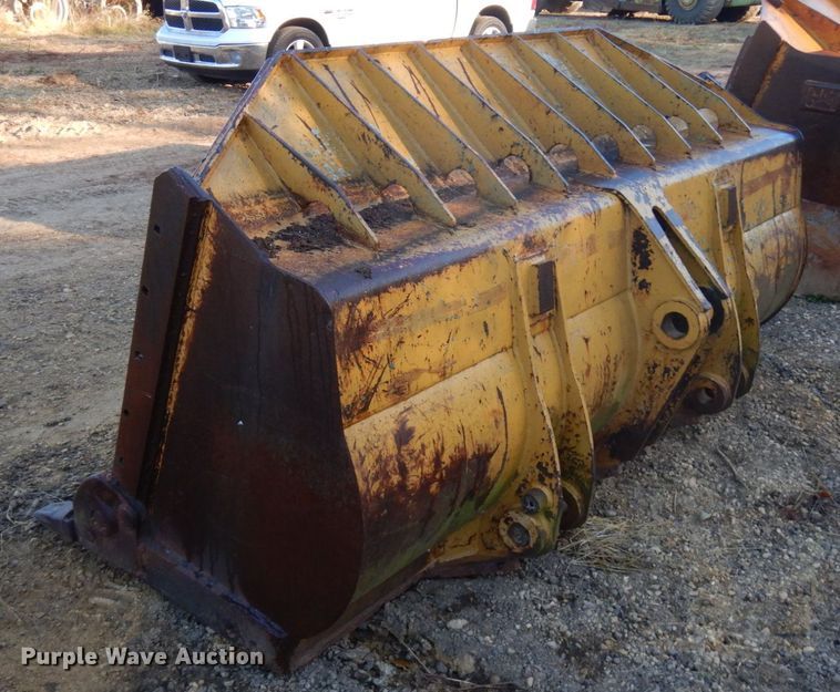 image for item HD9055 97"W loader bucket