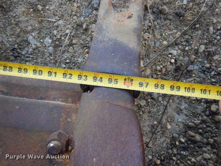 image for item HD9055 97"W loader bucket