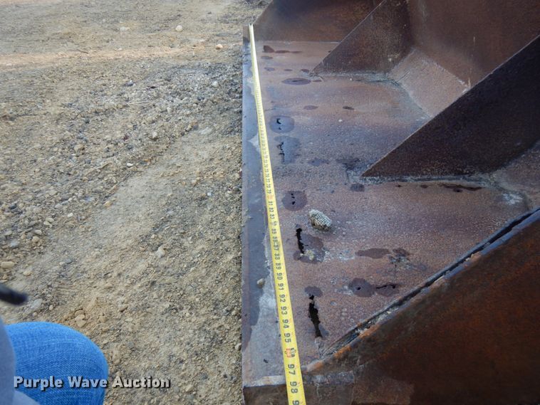 image for item HD9056 98"W bucket