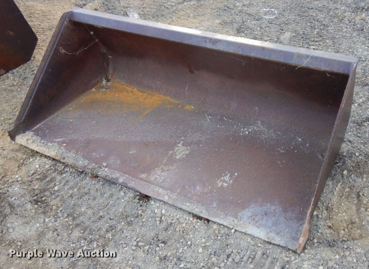 image for item HD9057 66"W bucket