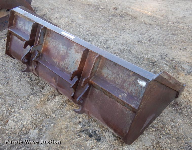 image for item HD9057 66"W bucket