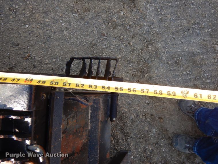 image for item HD9063 Caterpillar BP18 skid steer sweeper