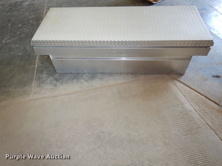 image for item HD9381 Weather Guard 117002 toolbox