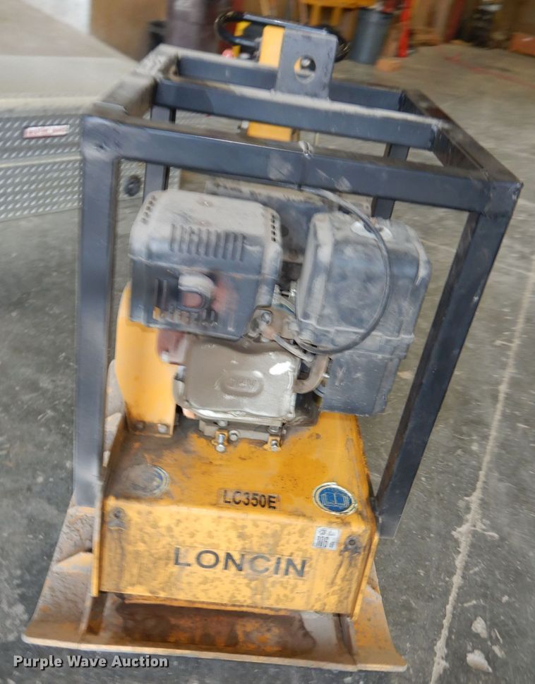 image for item HD9382 Loncin plate compactor