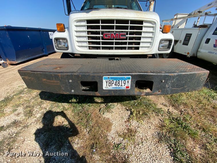 image for item HE9817 1999 GMC C7500  bucket truck