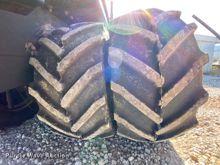 image for item HE9818 1999 Ditch Witch 410SXD  trencher