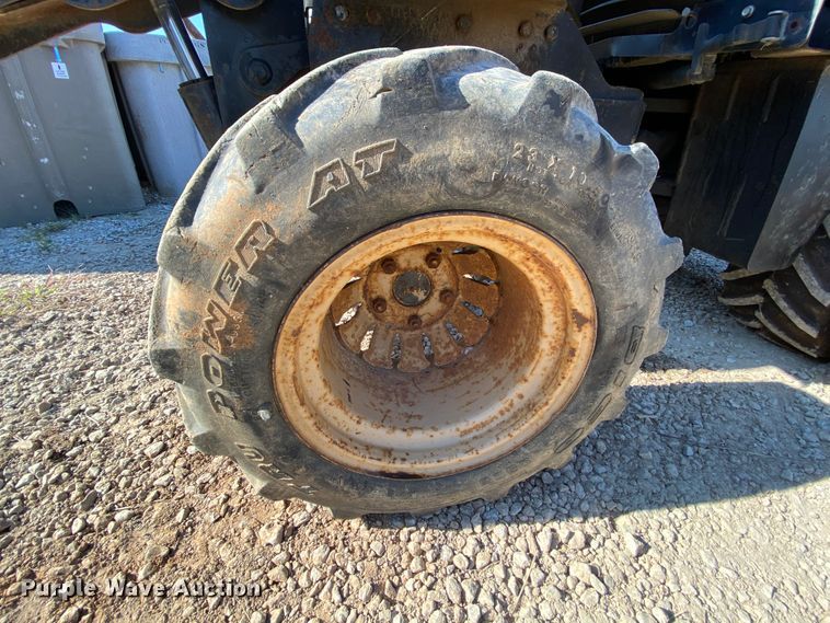 image for item HE9818 1999 Ditch Witch 410SXD  trencher