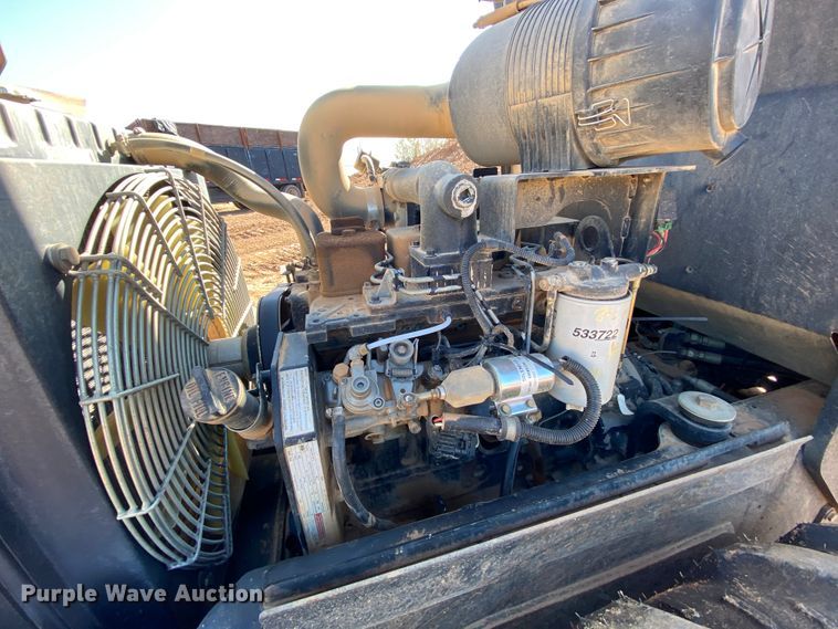 image for item HE9834 2005 Ingersoll Rand SD-70D TF  vibratory single drum roller