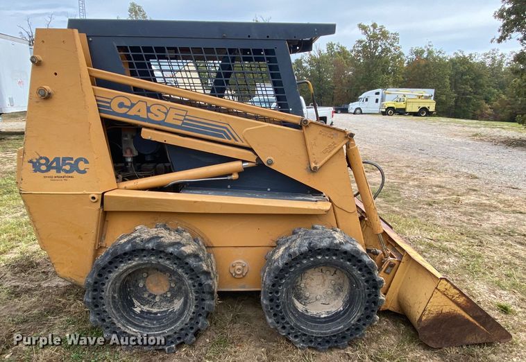 image for item HE9850 1999 Case 1845C  skid steer loader