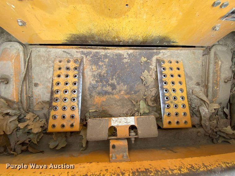 image for item HE9850 1999 Case 1845C  skid steer loader