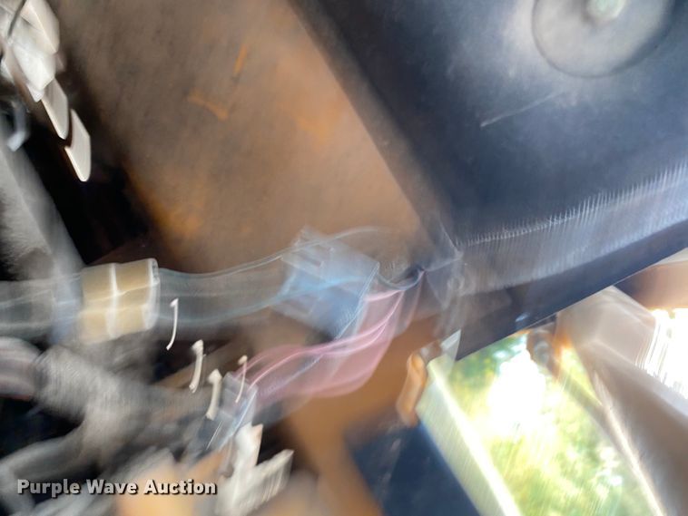 image for item HE9850 1999 Case 1845C  skid steer loader