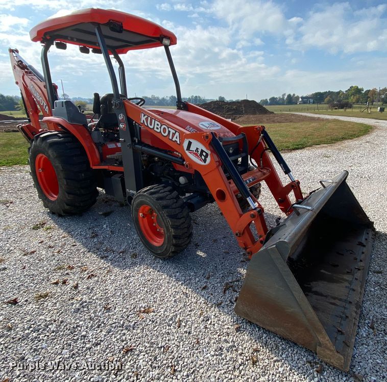 image for item HE9854 2016 Kubota M62  backhoe