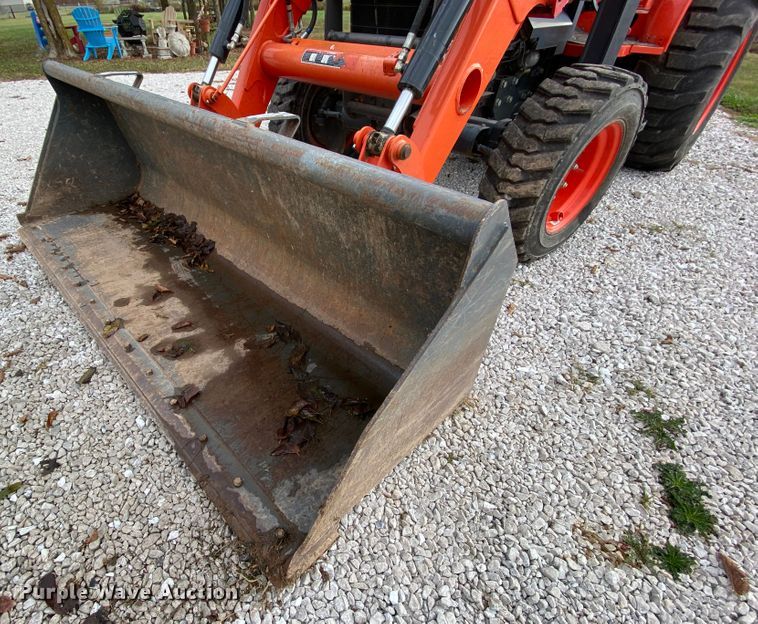 image for item HE9854 2016 Kubota M62  backhoe