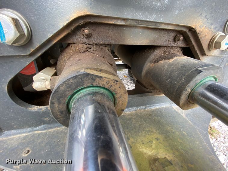 image for item HE9854 2016 Kubota M62  backhoe