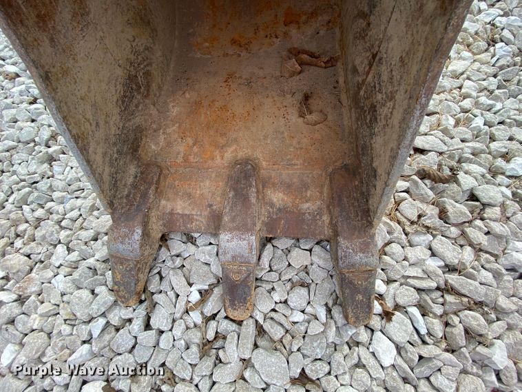 image for item HE9854 2016 Kubota M62  backhoe