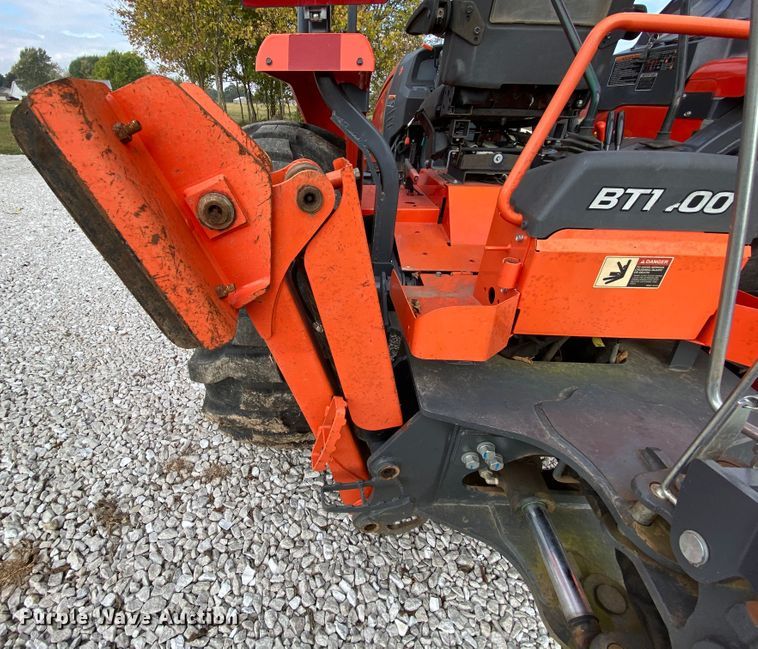 image for item HE9854 2016 Kubota M62  backhoe