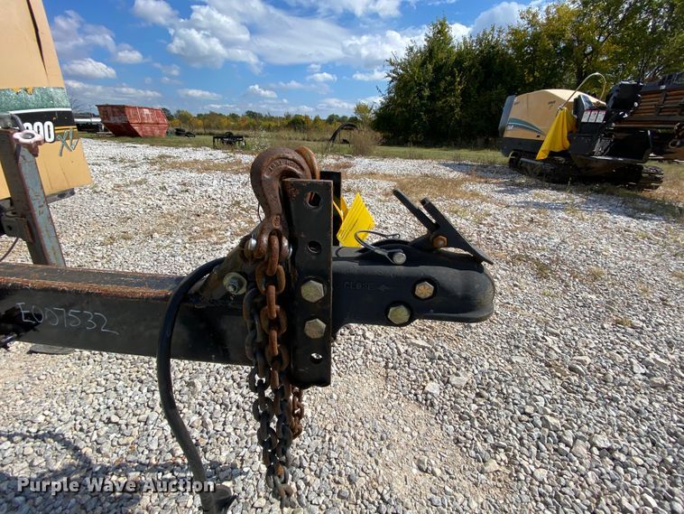 image for item HE9863 2007 Vermeer BC1000XL wood chipper