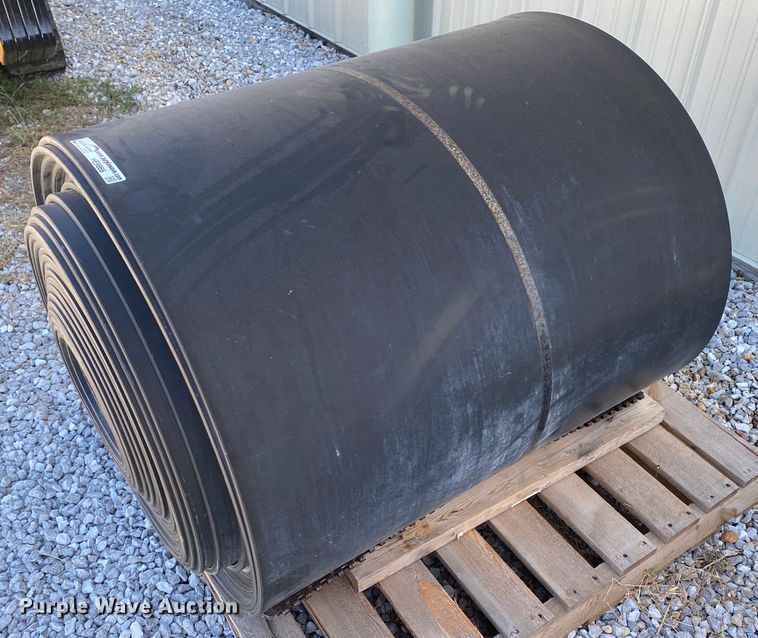 image for item HE9866 Wildcat 626 36"W trommel screen conveyor belt