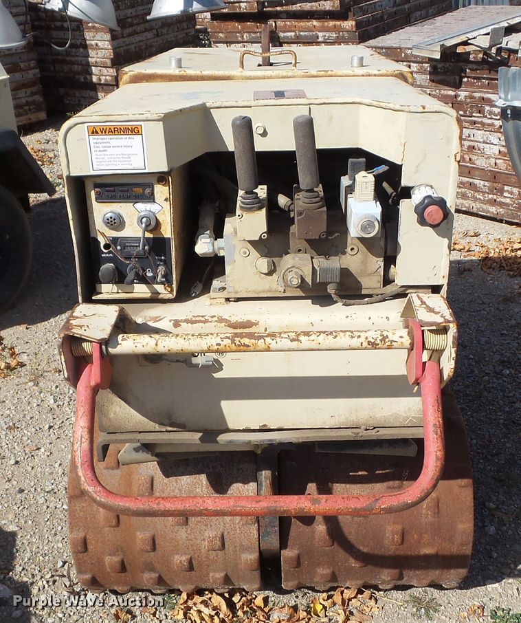 image for item HF9673 Ingersoll Rand FX130  trench compactor