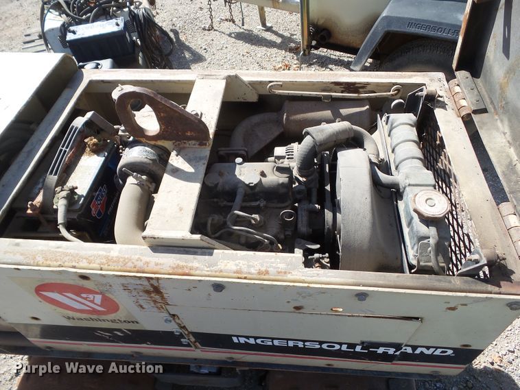 image for item HF9673 Ingersoll Rand FX130  trench compactor