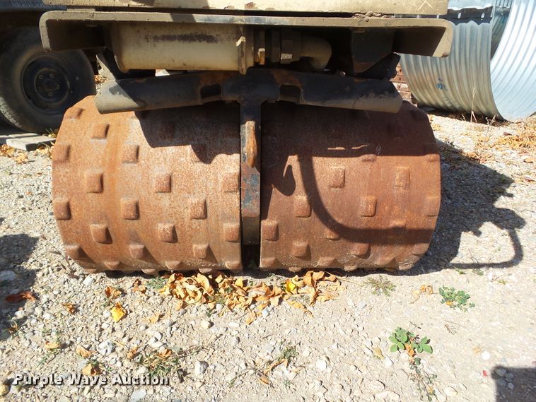 image for item HF9673 Ingersoll Rand FX130  trench compactor