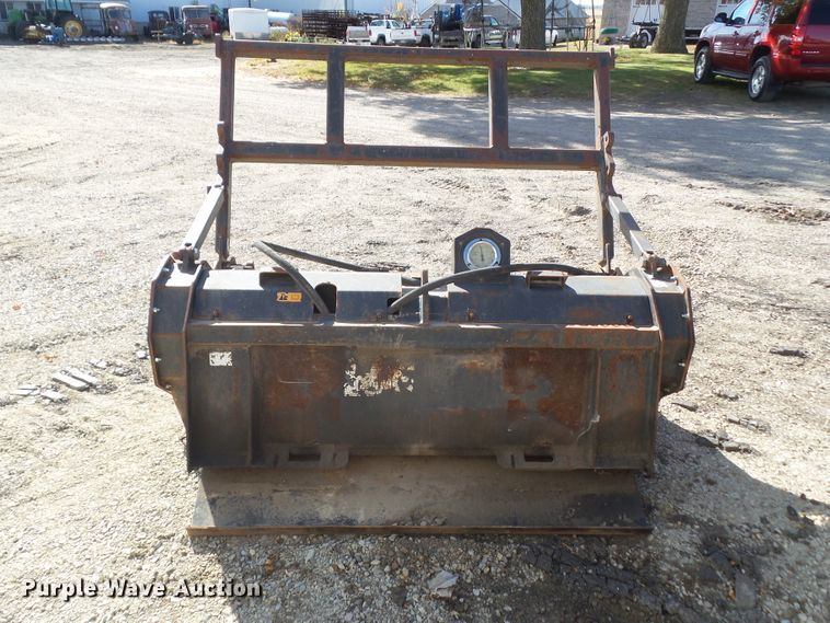 image for item HF9681 Bobcat skid steer forestry cutter
