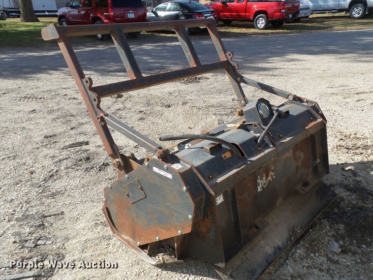 image for item HF9681 Bobcat skid steer forestry cutter