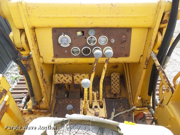 image for item HF9688 1972 Case 450  track loader