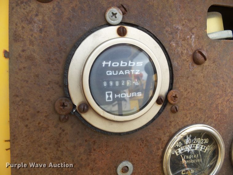 image for item HF9688 1972 Case 450  track loader