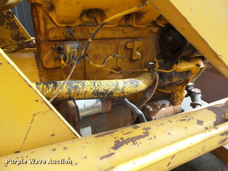 image for item HF9688 1972 Case 450  track loader
